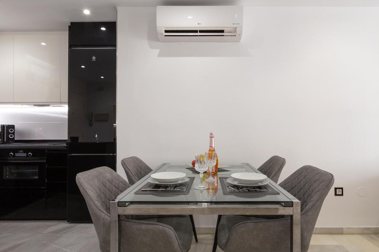 Apartamento La Victoria Apartment Malaga Exterior photo